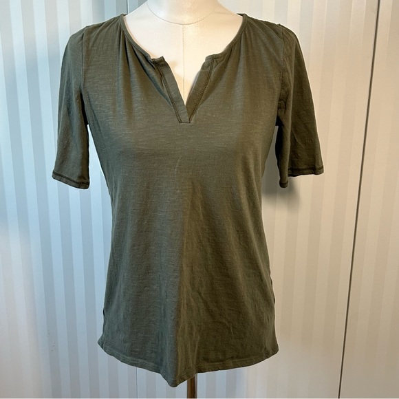 LOFT khaki green button shirt sleeve tee 100% cotton Size M - Picture 1 of 7
